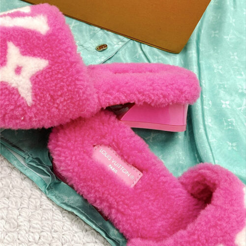 High Quality Luxury Louis Vuitton Chunky Heel Wool Slippers – Style 54179 product detail