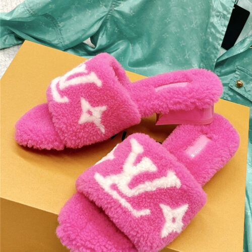 High Quality Luxury Louis Vuitton Chunky Heel Wool Slippers – Style 54179 alternate view
