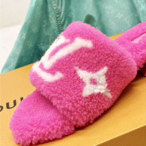 High Quality Luxury Louis Vuitton Chunky Heel Wool Slippers – Style 54179 product detail