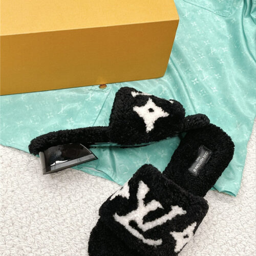 High Quality Luxury Louis Vuitton Chunky Heel Wool Slippers product detail