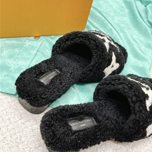 High Quality Luxury Louis Vuitton Chunky Heel Wool Slippers product detail