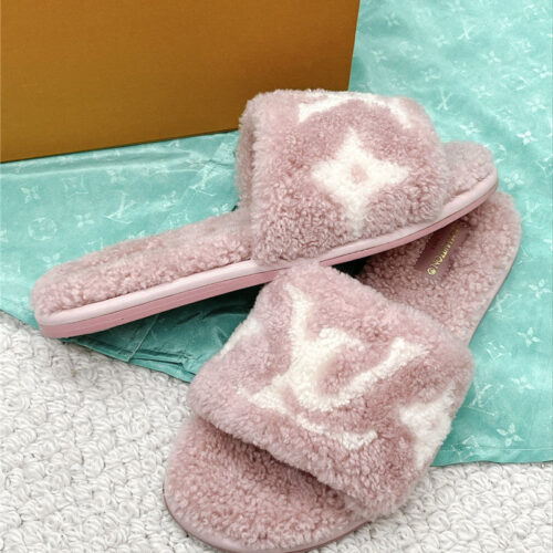 High Quality Luxury Louis Vuitton Flat Wool Slippers product detail