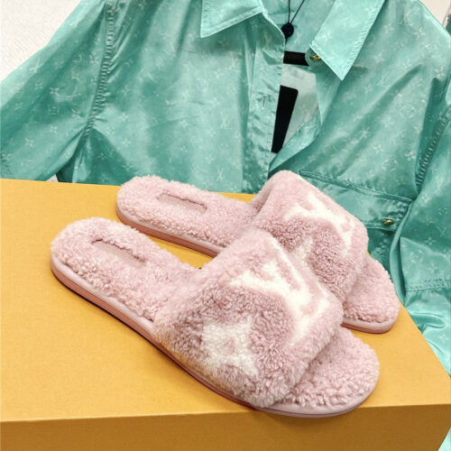 High Quality Luxury Louis Vuitton Flat Wool Slippers