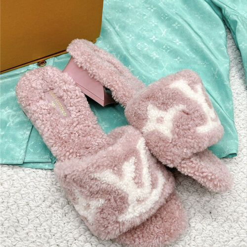 High Quality Luxury Louis Vuitton Chunky Heel Wool Slippers – Style 90339 alternate view