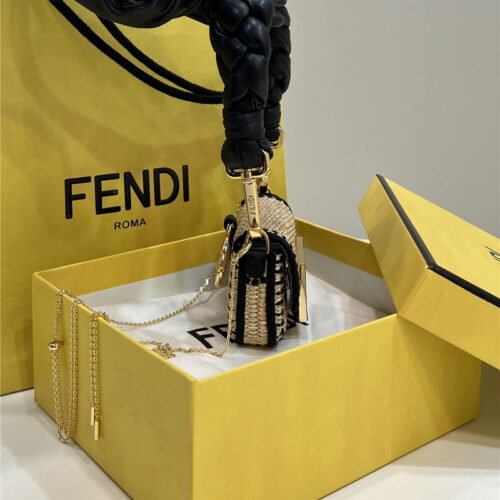 High Quality Luxury Fendi Nano Baguette Raffia Charm Mini Bag product detail