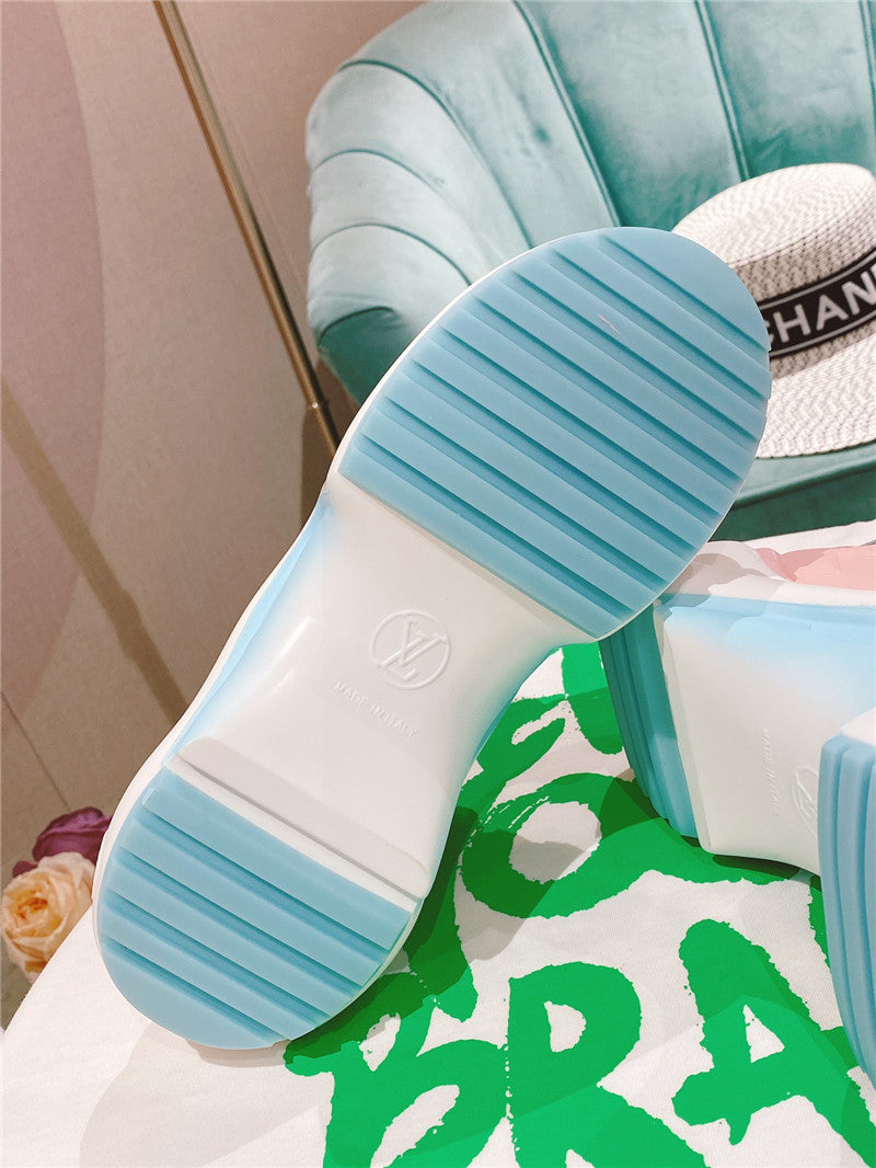 High Quality Luxury Louis Vuitton Archlight Sneakers Womens – Style 21315 product detail