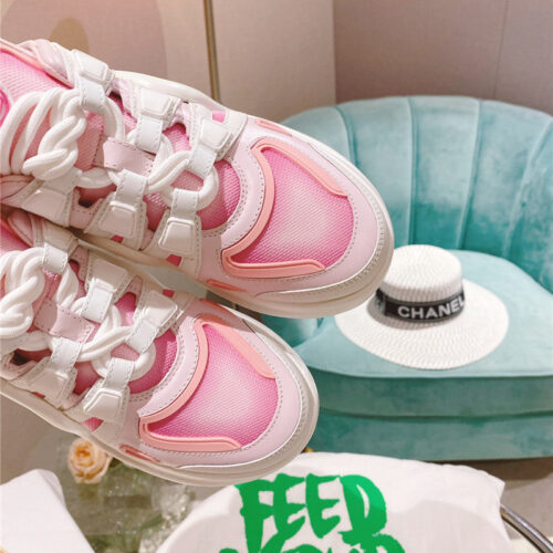High Quality Luxury Louis Vuitton Archlight Sneakers Womens product detail