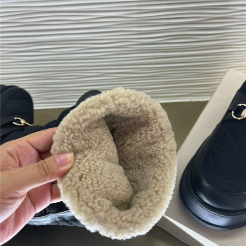 High Quality Luxury Gucci Snow Down Boots – Style 64851 product detail
