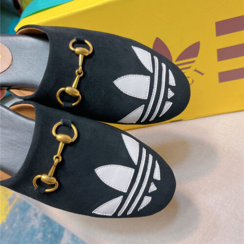 High Quality Luxury Gucci X Adidas Womens Trefoil Slipper – Style 94771 product detail
