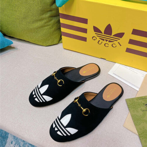 High Quality Luxury Gucci X Adidas Womens Trefoil Slipper – Style 94771