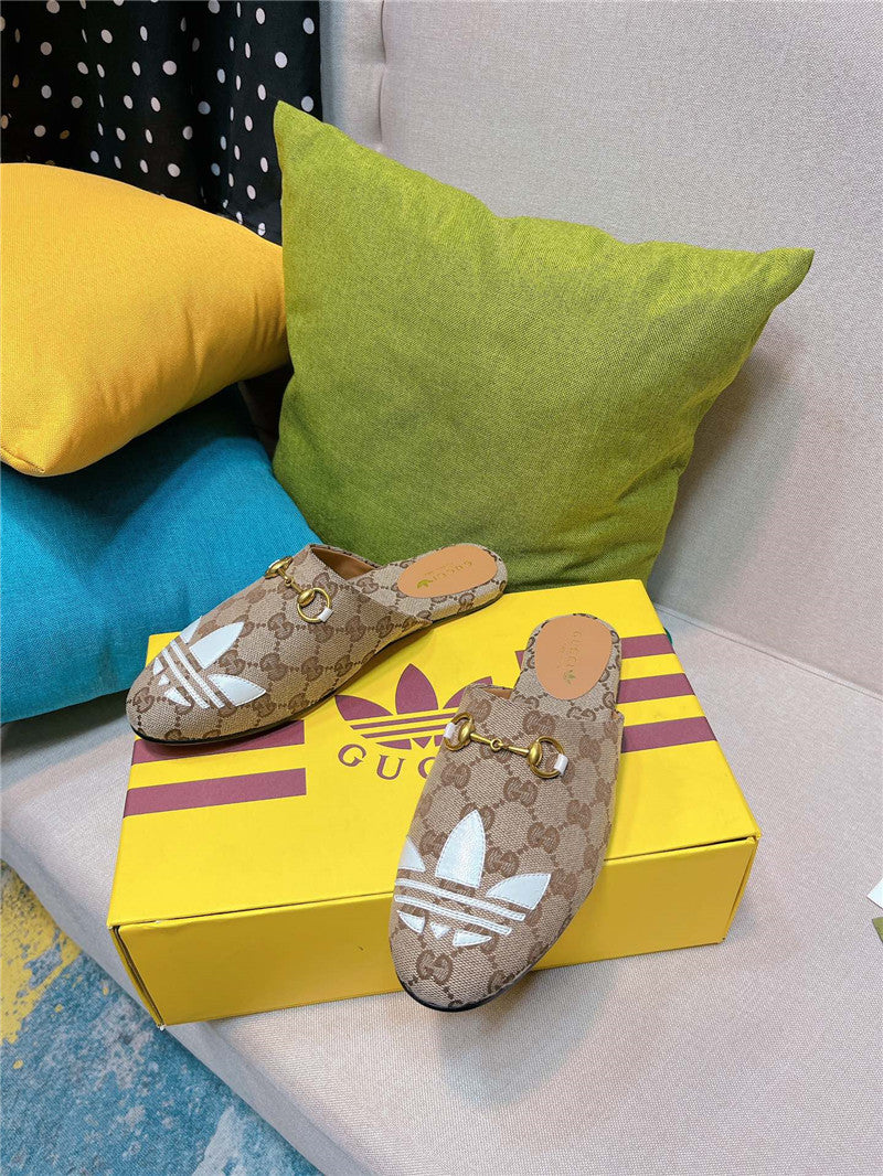 High Quality Luxury Gucci X Adidas Womens Trefoil Slipper – Style 96467 product detail