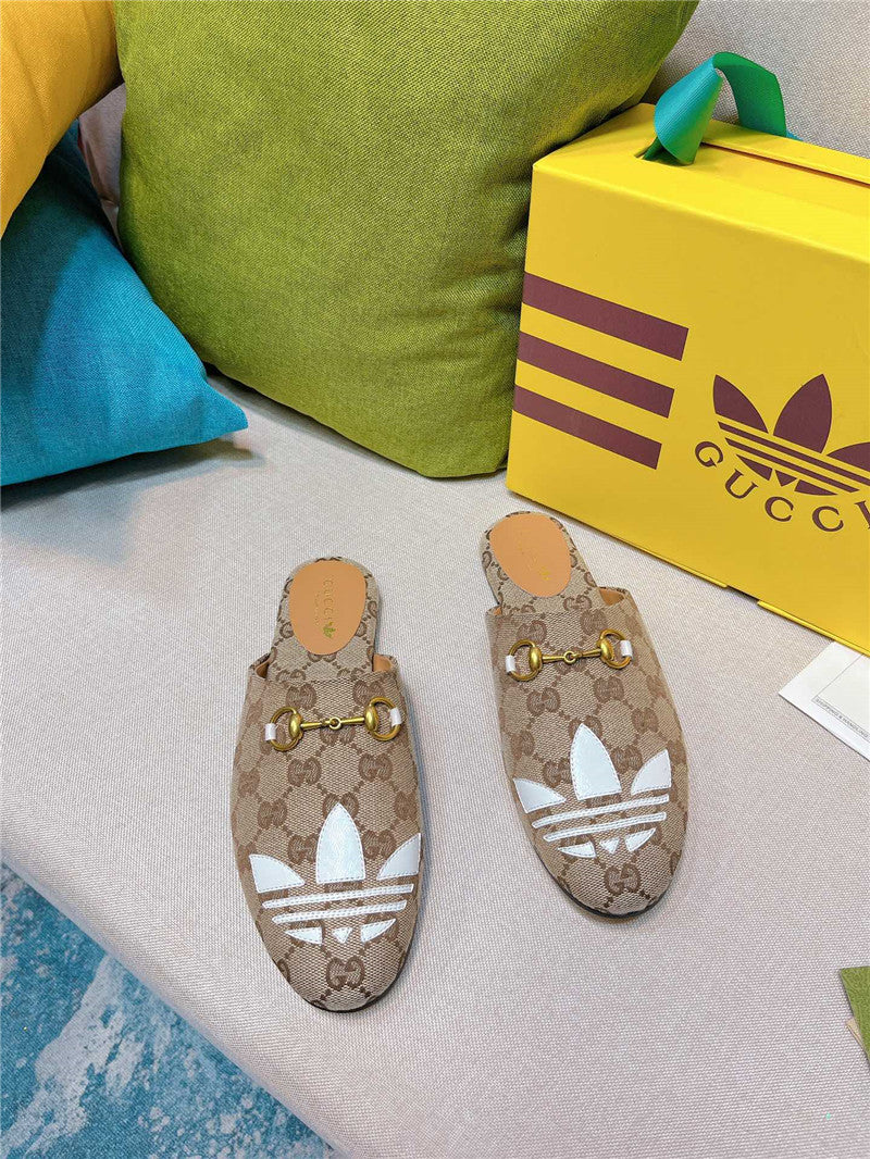 High Quality Luxury Gucci X Adidas Womens Trefoil Slipper – Style 96467 product detail