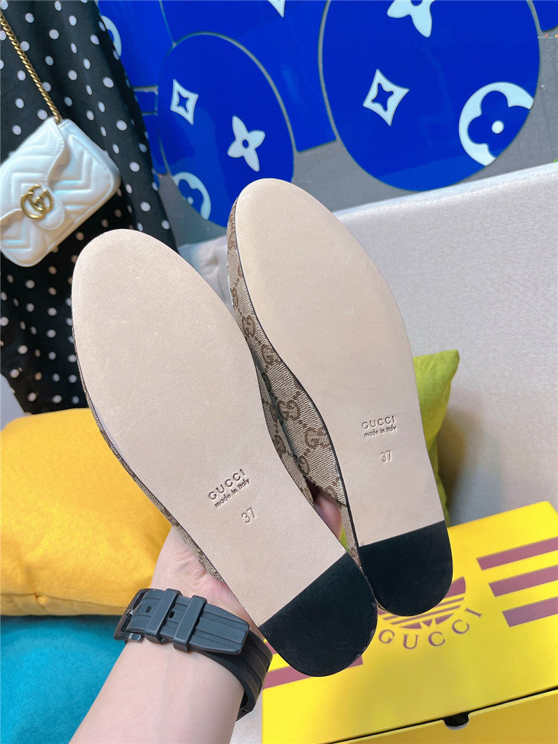 High Quality Luxury Gucci X Adidas Womens Trefoil Slipper – Style 96467 product detail