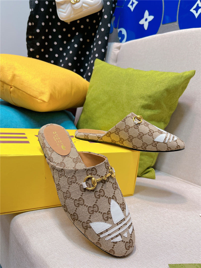 High Quality Luxury Gucci X Adidas Womens Trefoil Slipper – Style 96467 product detail