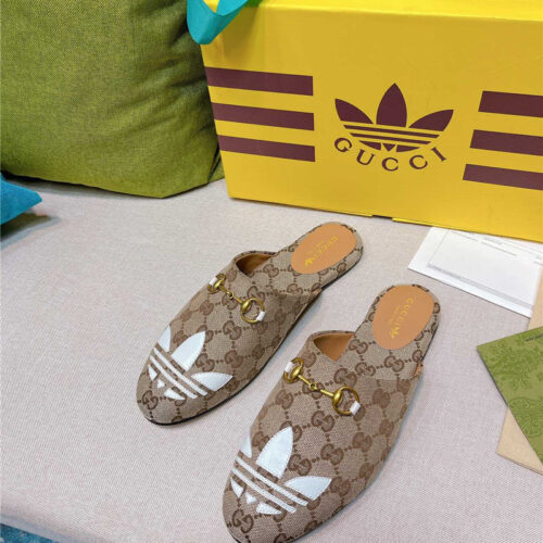 High Quality Luxury Gucci X Adidas Womens Trefoil Slipper – Style 96467