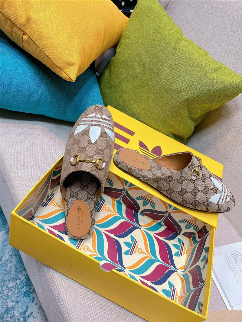 High Quality Luxury Gucci X Adidas Womens Trefoil Slipper – Style 96467 product detail