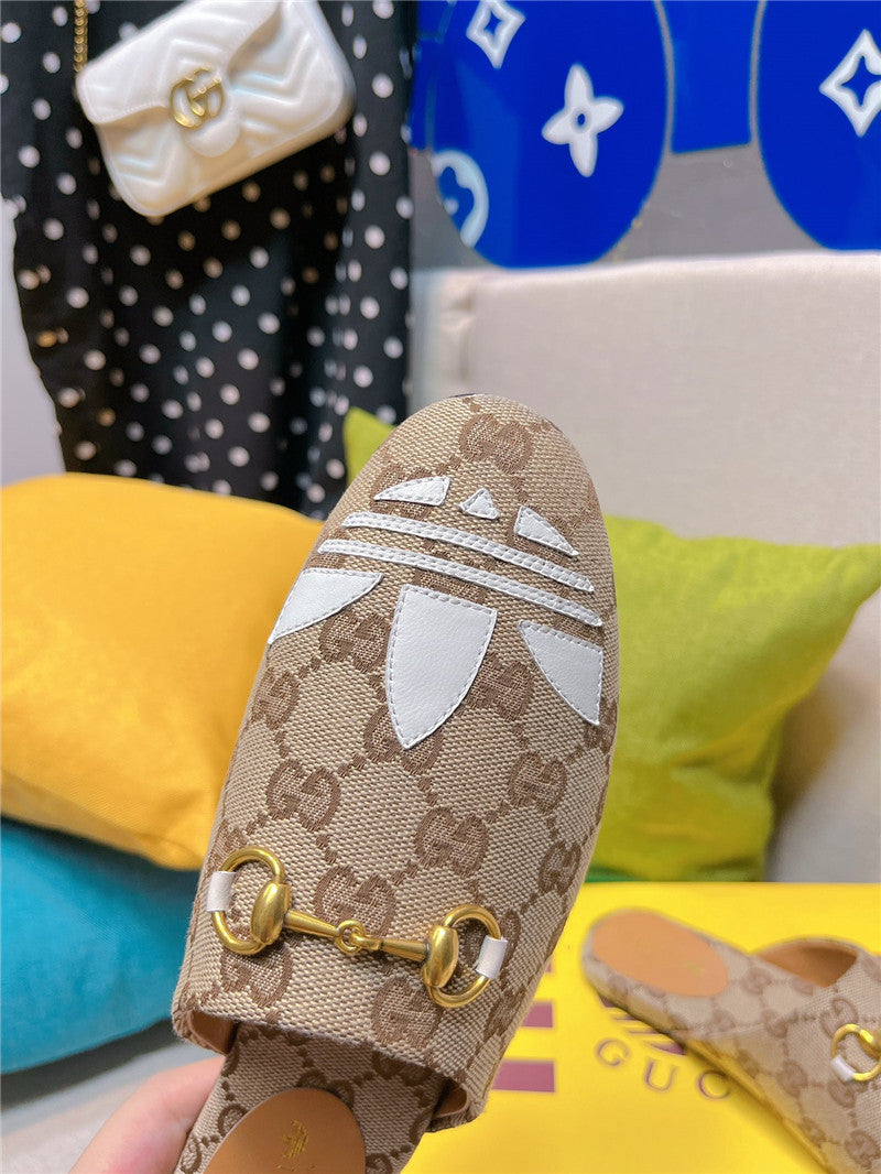 High Quality Luxury Gucci X Adidas Womens Trefoil Slipper – Style 96467 product detail