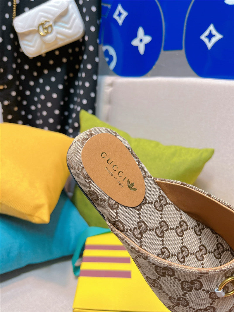 High Quality Luxury Gucci X Adidas Womens Trefoil Slipper – Style 96467 product detail