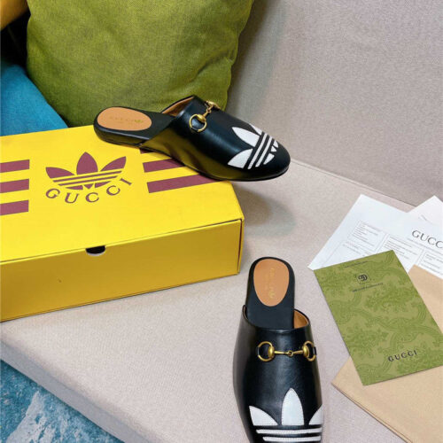 High Quality Luxury Gucci X Adidas Womens Trefoil Slipper product detail