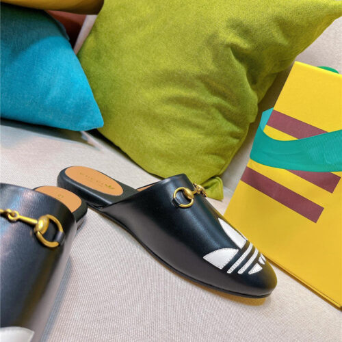 High Quality Luxury Gucci X Adidas Womens Trefoil Slipper product detail