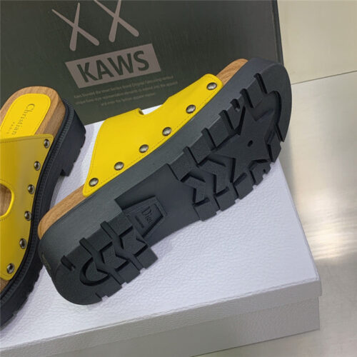 High Quality Luxury Dior Platform Studs Cd Letter Logo Belt Buckle Slippers product detail