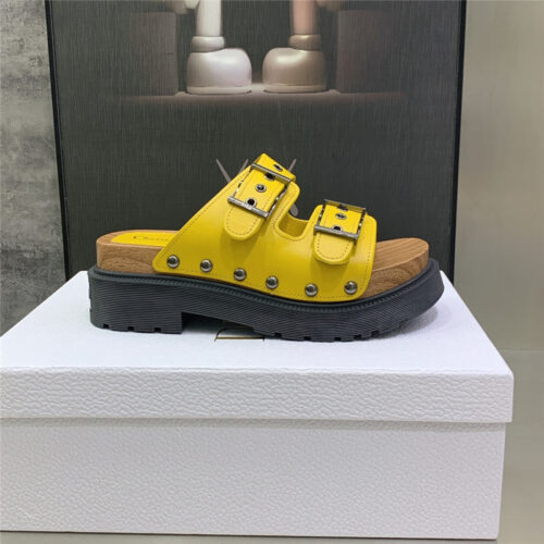 High Quality Luxury Dior Platform Studs Cd Letter Logo Belt Buckle Slippers product detail