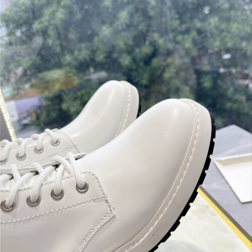 High Quality Luxury Fendi Logo Martin Boots Womens product detail