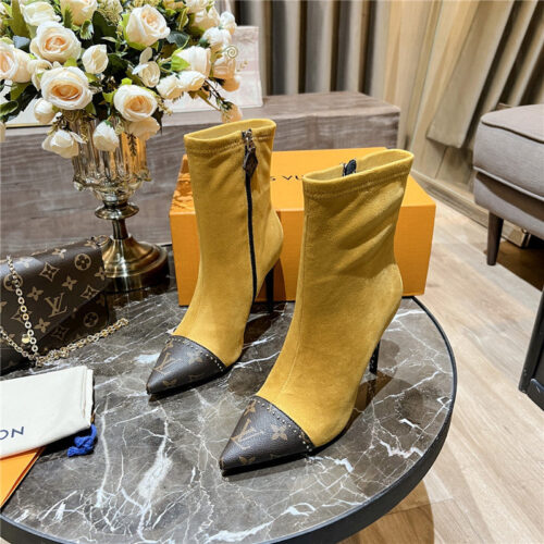 High Quality Luxury Louis Vuitton Cherie Pointed Ankle Boots – Style 07299 alternate view