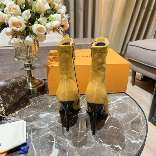 High Quality Luxury Louis Vuitton Cherie Pointed Ankle Boots – Style 07299 product detail