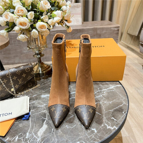 High Quality Luxury Louis Vuitton Cherie Pointed Ankle Boots – Style 76227 product detail