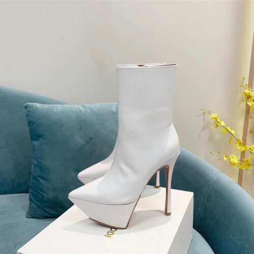 High Quality Luxury Amina Muaddi Pointed Toe Heeled Booties – Style 59075 product detail