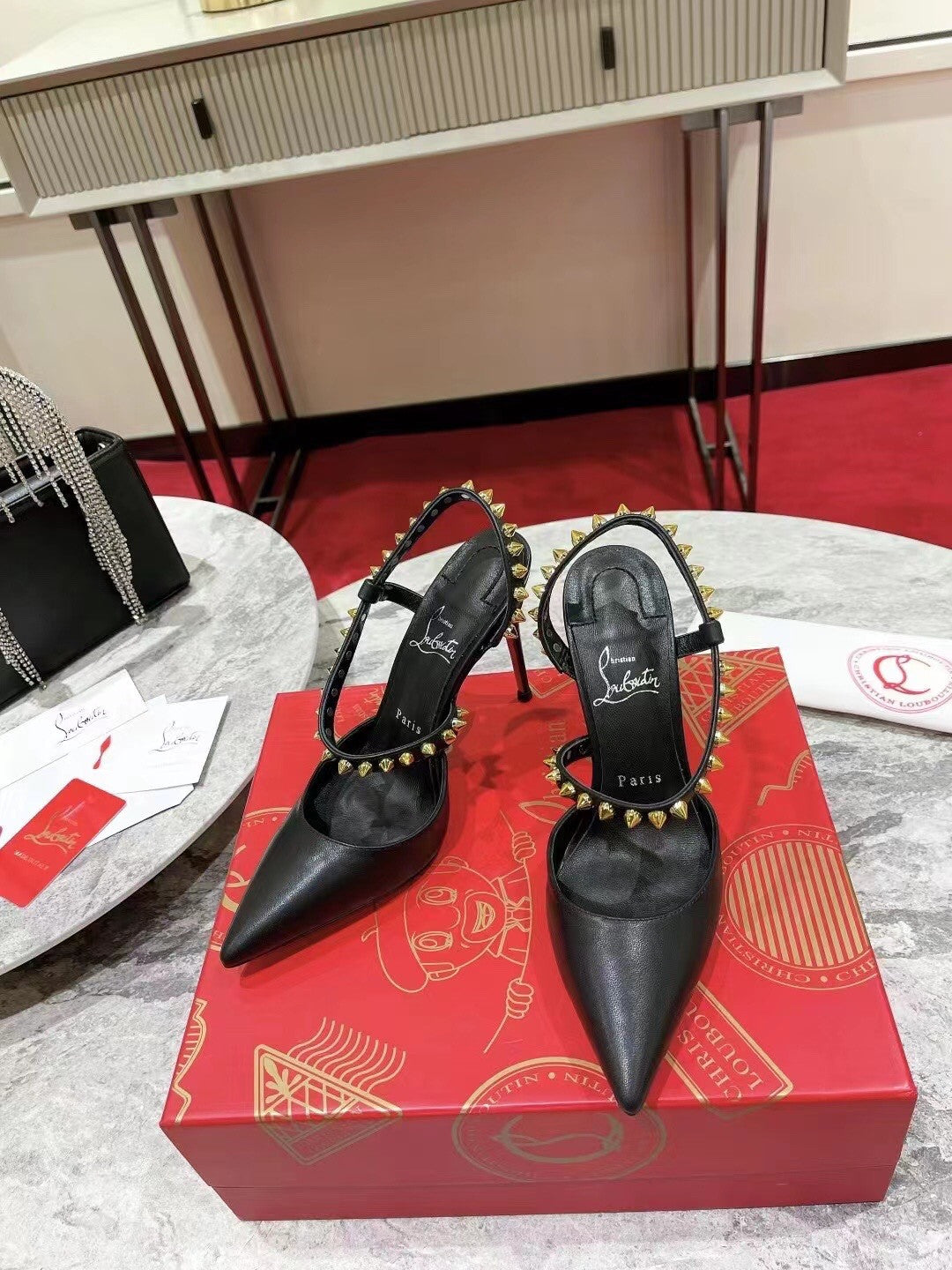 High Quality Luxury Christian Louboutin Lace Stud Sandals product detail
