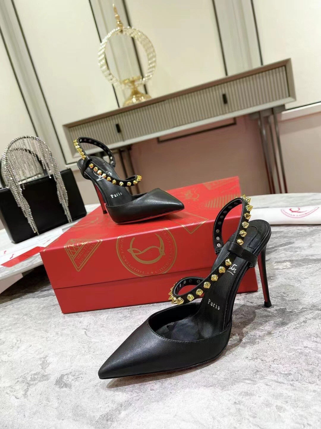 High Quality Luxury Christian Louboutin Lace Stud Sandals product detail