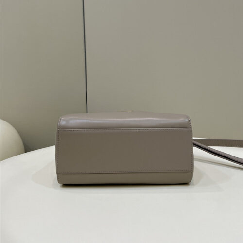 High Quality Luxury Fendi Peekaboo Shoulder Bag – Style 32655 product detail