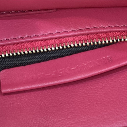 High Quality Luxury Fendi Peekaboo Shoulder Bag – Style 32657 product detail