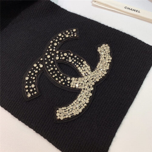 High Quality Luxury Chanel Logo Rhinestone Bead Gradient Scarf – Style 25115 product detail