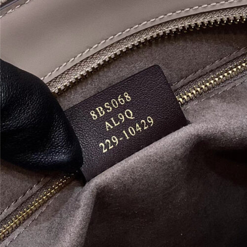 High Quality Luxury Fendi O’clock Clutch Bag product detail