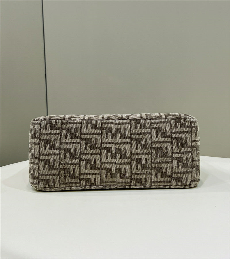 High Quality Luxury Fendi O’clock Clutch Bag product detail