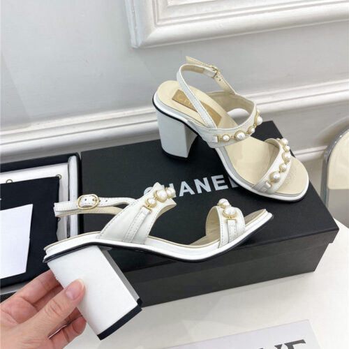 High Quality Luxury Chanel Counter Catwalk Pearl Sandals alternate view