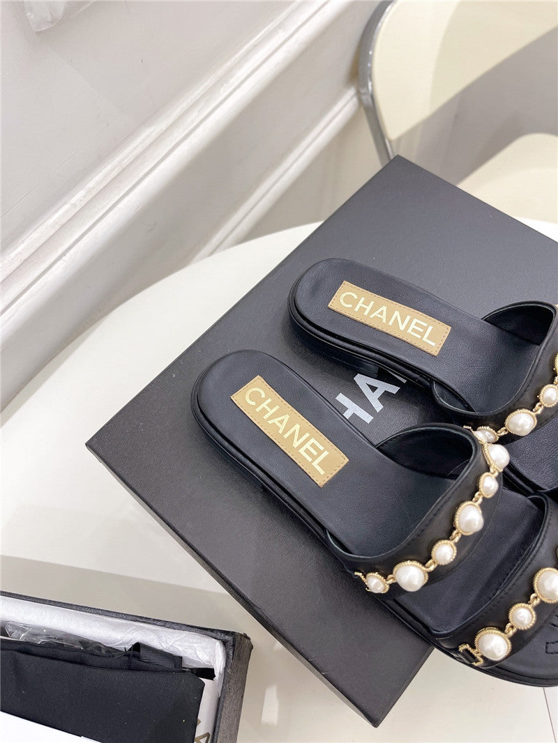 High Quality Luxury Chanel Counter Catwalk Pearl Slippers – Style 86534 product detail