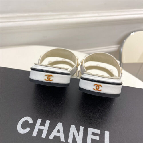 High Quality Luxury Chanel Counter Catwalk Pearl Slippers – Style 53766 product detail