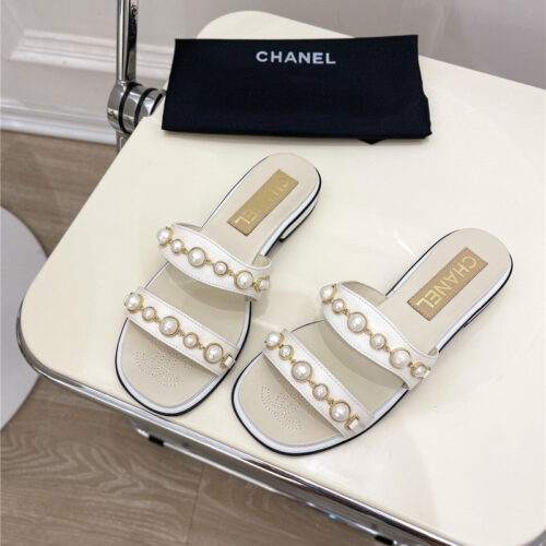 High Quality Luxury Chanel Counter Catwalk Pearl Slippers – Style 53766 product detail
