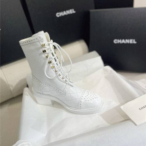 High Quality Luxury Chanel Diamond Leather Flat Martin Boots – Style 45766 product detail