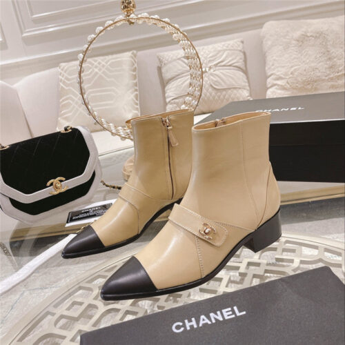 High Quality Luxury Chanel Pointed Toe Ankle Boots – Style 45638 alternate view