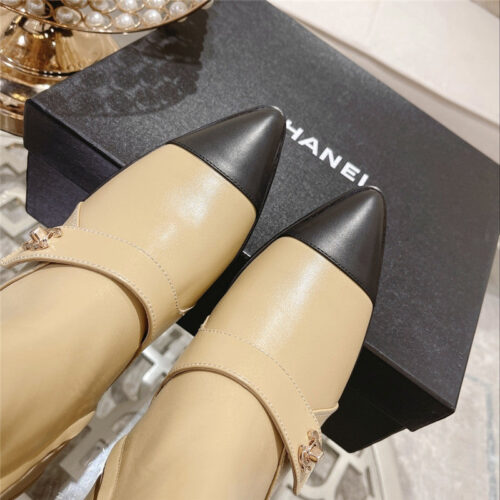 High Quality Luxury Chanel Pointed Toe Ankle Boots – Style 45638 product detail