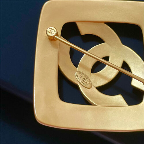 High Quality Luxury Chanel Second Hand Brooch – Style 50408 product detail