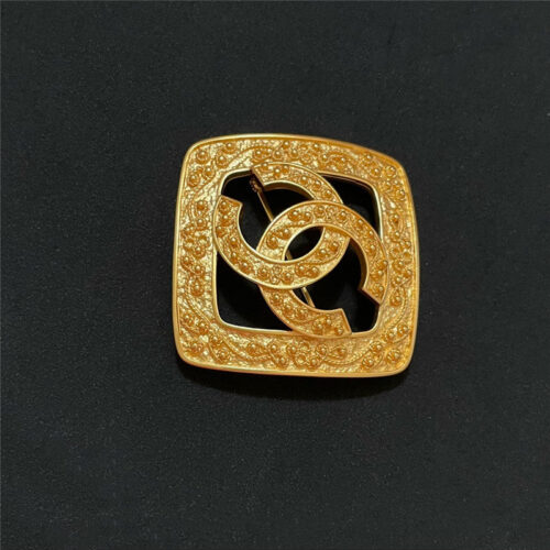 High Quality Luxury Chanel Second Hand Brooch – Style 50408 alternate view