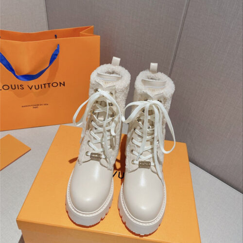 High Quality Luxury Louis Vuitton Lamb Wool Ankle Boots – Style 10499