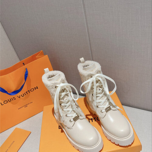 High Quality Luxury Louis Vuitton Lamb Wool Ankle Boots – Style 10499 product detail