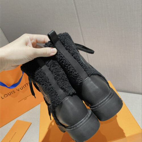 High Quality Luxury Louis Vuitton Lamb Wool Ankle Boots – Style 43267 product detail